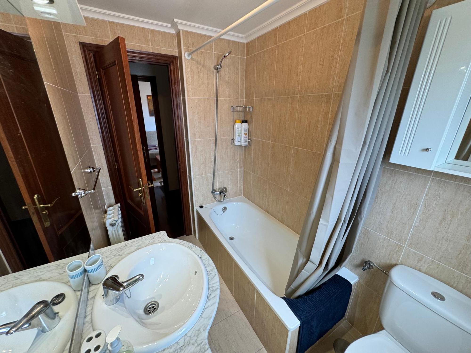 Garaje Y Piscina Comunitaria! Apartment Suances Ngoại thất bức ảnh